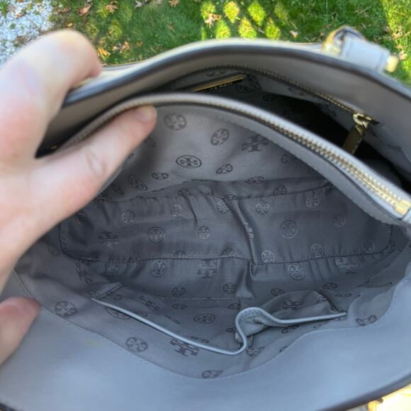 TORY BURCH, Leather Robinson Open Dome Satchel, Heather Grey Tote - Picture 8 of 11
